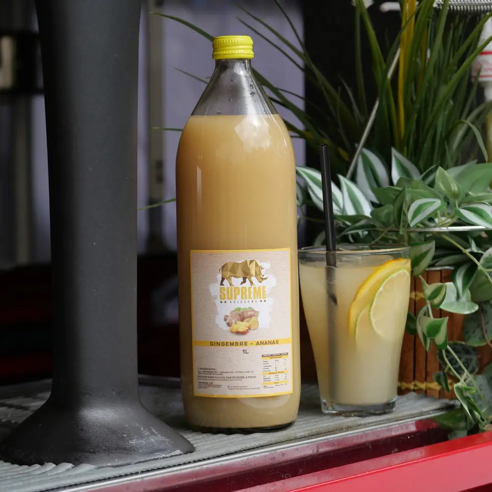 Bouteille de boisson gingembre-ananas